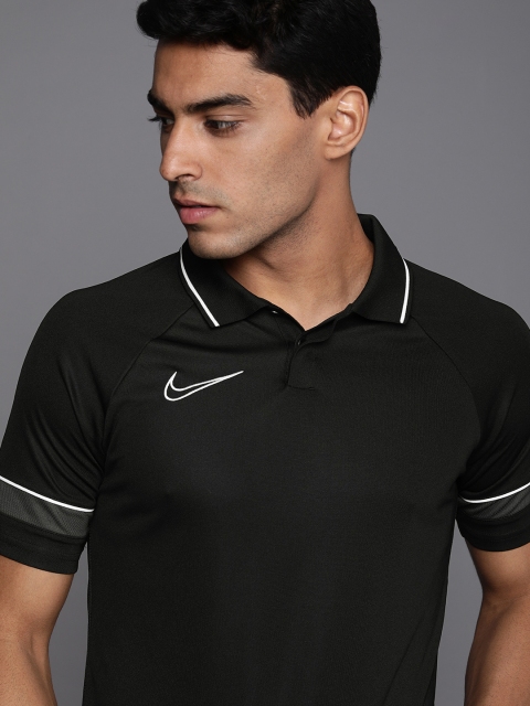 

Nike Men Black Solid Polo Collar Regular Fit Sports T-shirt