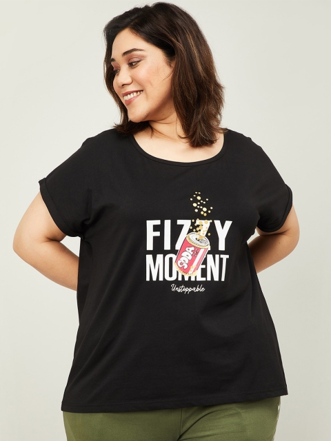 

nexus Black & White Typography T-shirt