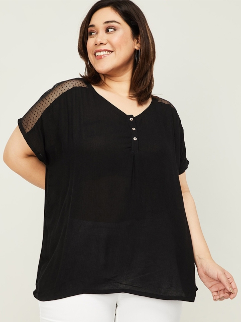 

nexus Black Extended Sleeves Regular Top