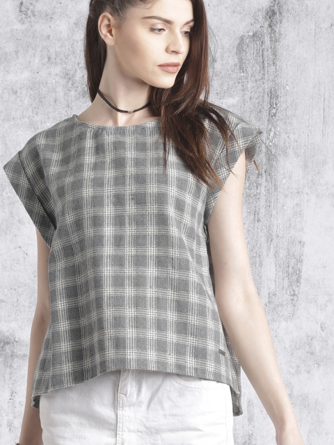 

Roadster Women Grey & Off-White Checked Boxy Top
