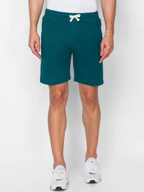 

Smugglerz Men Green Regular Shorts