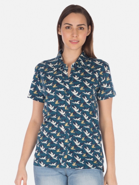 

Smugglerz Green & White Free Birds Print Shirt-Style Top
