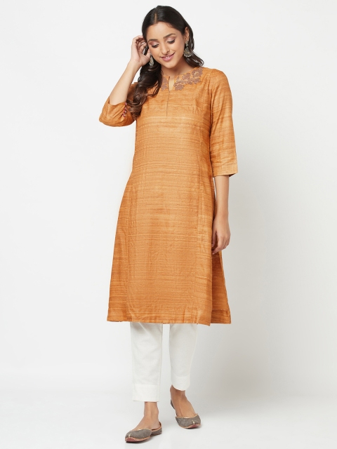 

Fabindia Women Brown Slub Effect Embroidered Kurta
