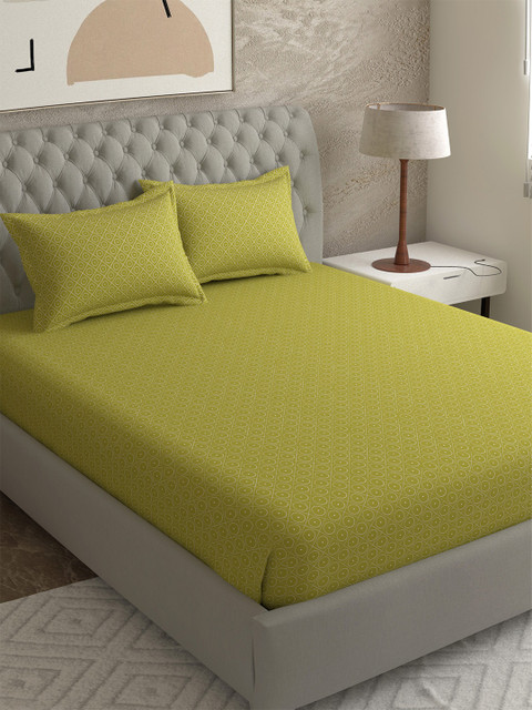 

EverHOME Green 144 TC Queen Bedsheet with 2 Pillow Covers