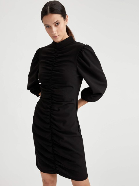 

DeFacto Women Blue Solid Accordion Pleats Bodycon Dress, Black