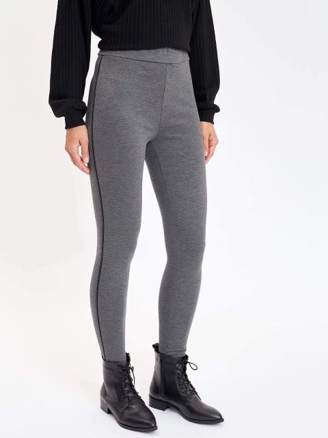 

DeFacto Women Grey Melange Solid Ankle Length Leggings