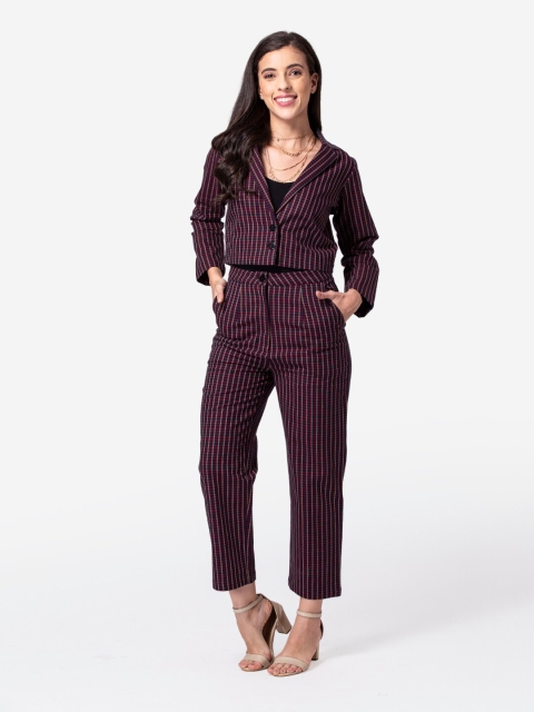 

DEEBACO Women Maroon & Navy Blue Checked Blazer with Trousers Co-Ords