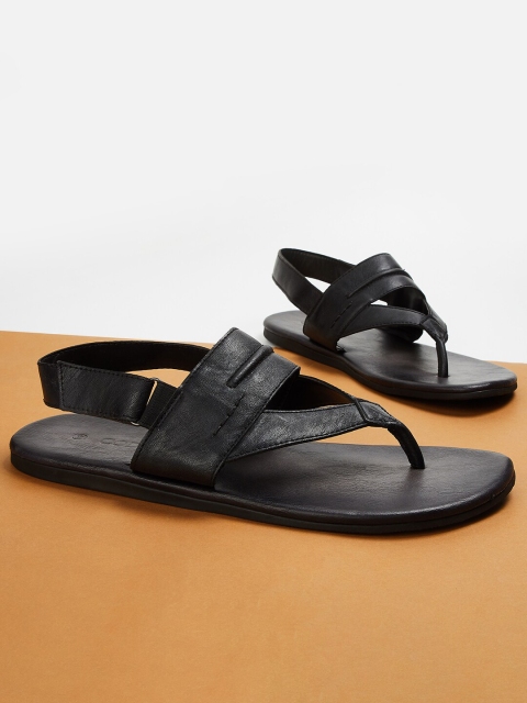 

CODE by Lifestyle Black Solid Comfort Sandals
