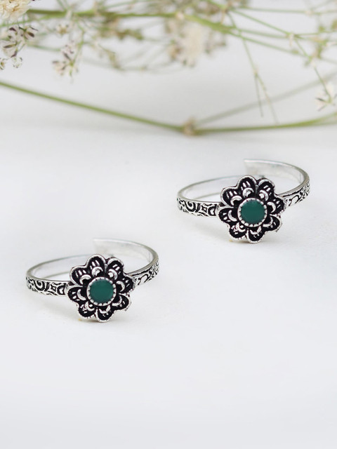 

TEEJH Set Of 2 Oxidised Silver-Plated Green Stone-Studded Toe Ring