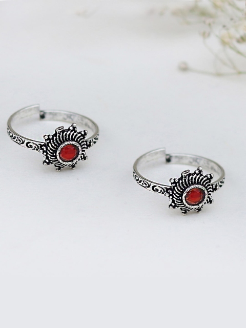 

TEEJH Set Of 2 Brown & Silver-Toned & Plated Oxidised Stone-Studded Adjustable Toe Rings