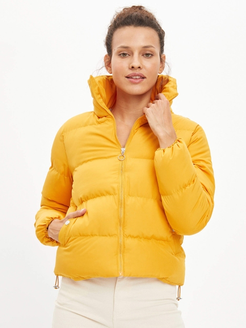 

DeFacto Women Yellow Solid Puffer Jacket