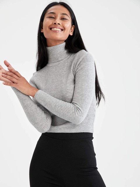 

DeFacto Women Grey Crop Ribbed SLIM FIT Tricot Pullover Pullover