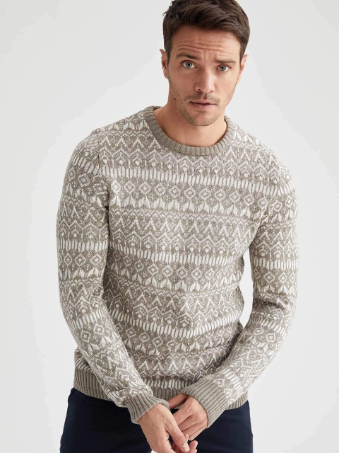 

DeFacto Men Grey & White Ethnic Patterned Slim Fit Crew Neck Sweater