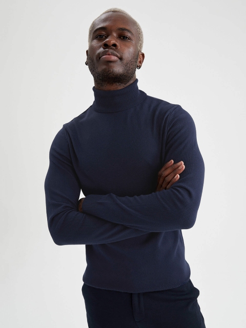 

DeFacto Men Navy Blue High Neck Solid Pullover