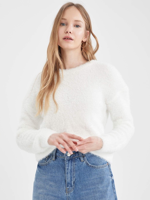 

DeFacto Women White Solid Pullover
