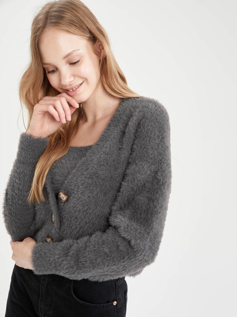

DeFacto Women Grey Crop Cardigan with Fuzzy Detail