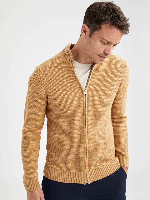 

DeFacto Men Beige Self-Design Slim Fit Cardigan