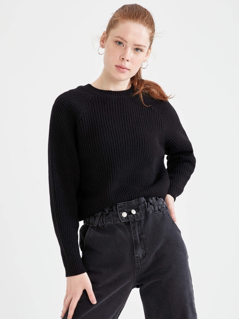 

DeFacto Women Black Crop Pullover