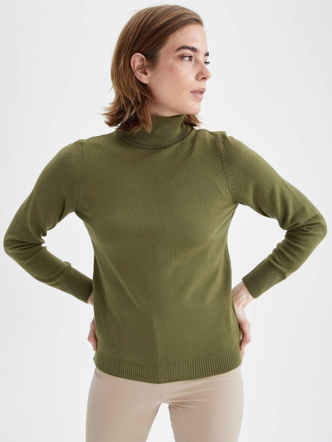 

DeFacto Women Olive Green Regular Fit Pure Acrylic Pullover