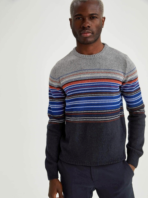 

DeFacto Men Navy Blue & Grey Melange Striped Pullover