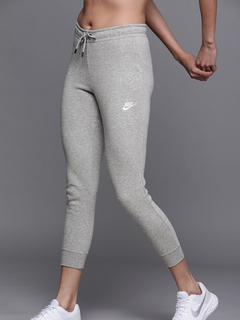 

Nike Nike Women Grey Melange Slim Fit Essential Cropped Joggers