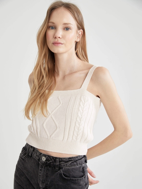 

DeFacto White Self-Design Tank Crop Top
