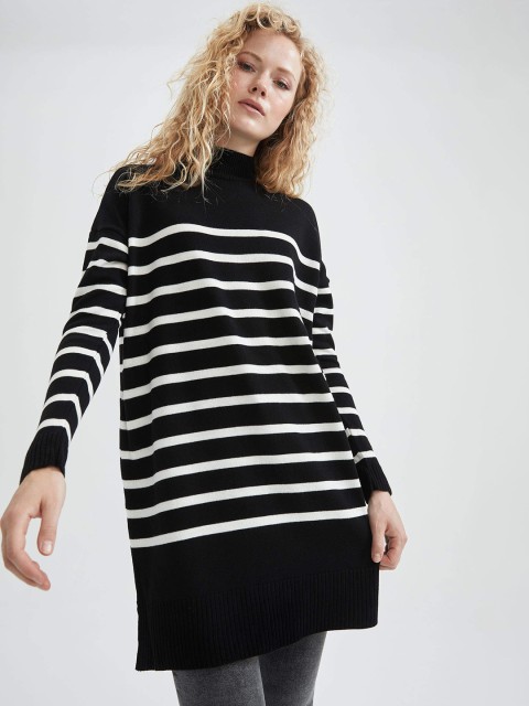 

DeFacto Women Black & White Striped Longline Turtle Neck Pullover