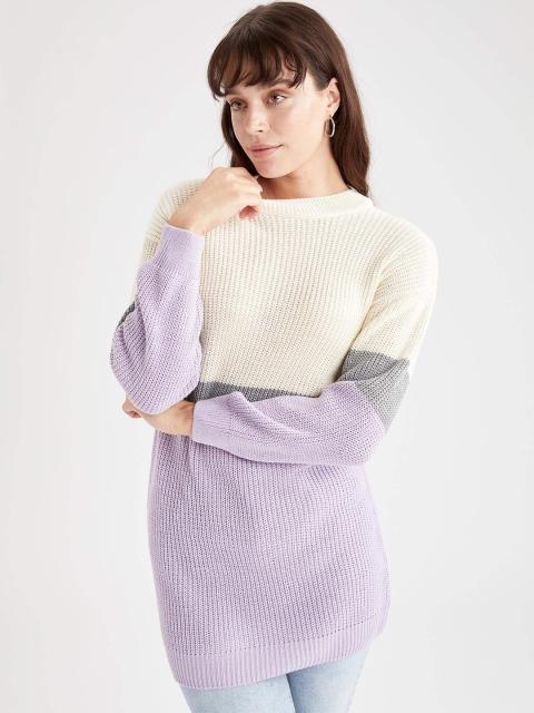 

DeFacto Off White & Lavender Colourblocked Acrylic Tunic