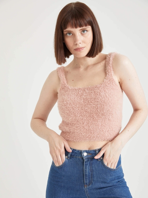 

DeFacto Pink Fuzzy Tank Crop Top
