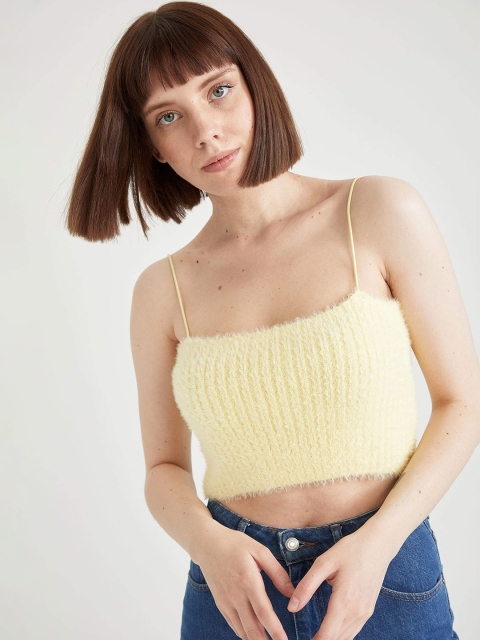 

DeFacto Yellow Regular Crop Top