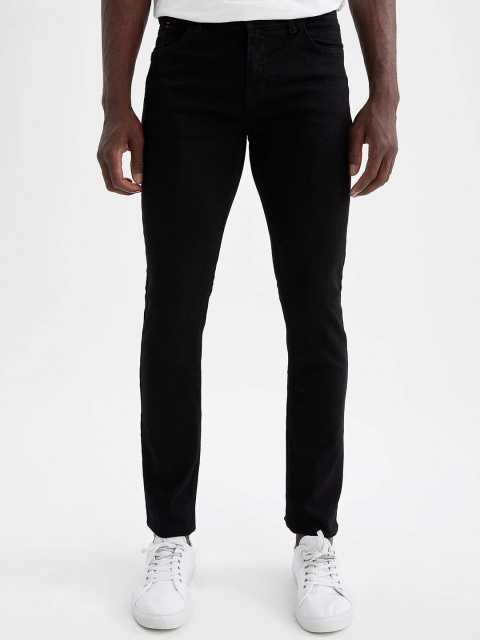 

DeFacto Men Black Slim Fit Stretchable Jeans