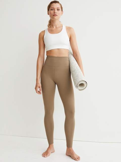 

H&M Women Beige Solid Rapid Dry Super High Shaping Tights
