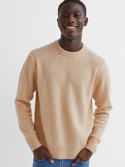 

H&M Men Beige Solid Knitted Wool Jumper