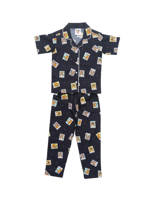 

SMUGGLERZ INC Girls Black & White Cartoon Characters Printed Pure Cotton Night suit