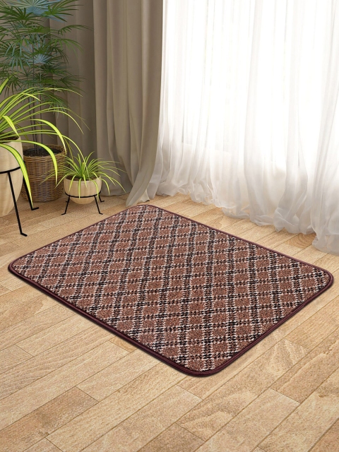 

KICA Brown & Black Geometric Printed Anti-Skid Doormat