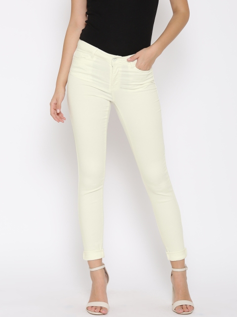 

Vero Moda Women White Slim Fit Mid-Rise Clean Look Jeans