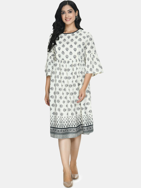

Aaruvi Ruchi Verma Off White & Black Ethnic Motifs Maternity Dress