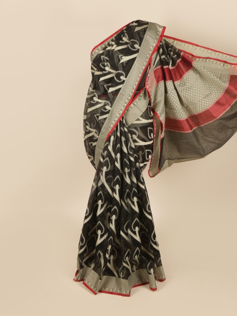 

Pothys Black & Cream-Coloured Floral Printed Supernet Saree
