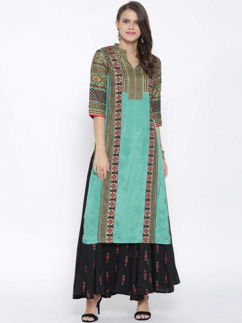 

W Women Green Printed Straight Kurta