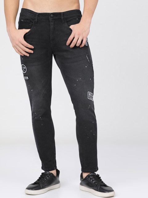 

KETCH Men Black Tapered Fit Low Distress Light Fade Embroidered Stretchable Jeans