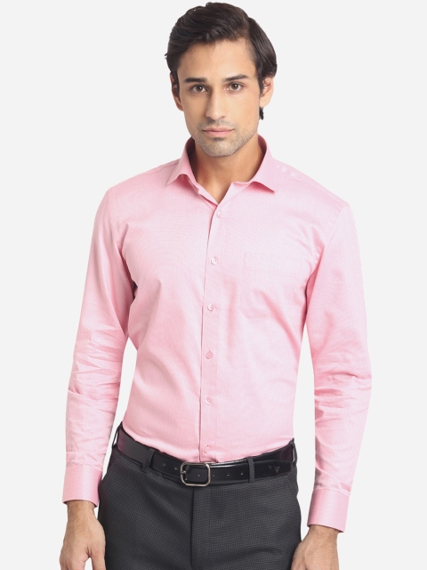 

Greenfibre Men Pink Opaque Cotton Blend Formal Shirt