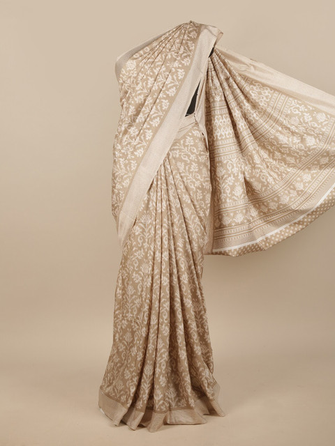 

Pothys Cream-Coloured & White Floral Saree