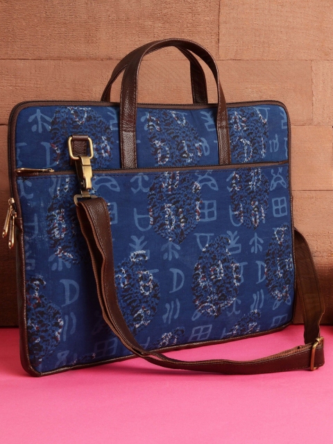 

Vivinkaa Adult Blue & Brown Printed Laptop Bag