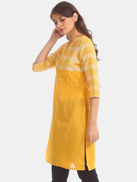 

Karigari Women Yellow & White Checked Kurta