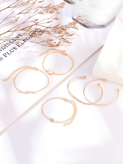 

URBANIC Set of 5 Gold-Toned Bracelets