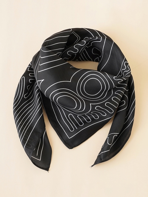

URBANIC Women Black & White Printed Scarf