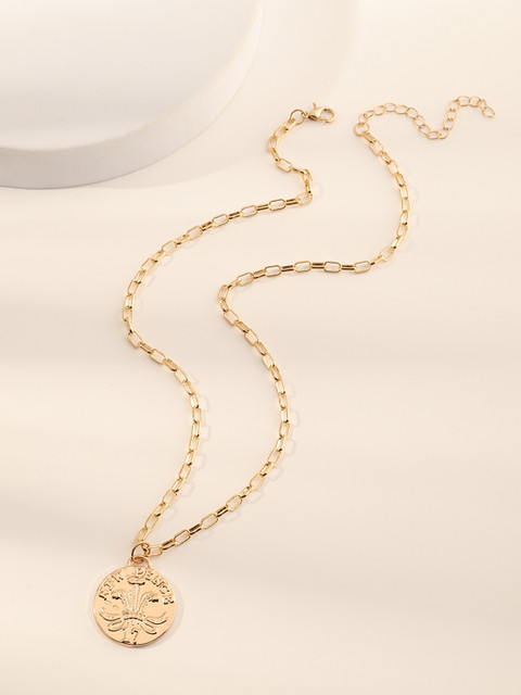 

URBANIC Gold-Toned Necklace with Pendant