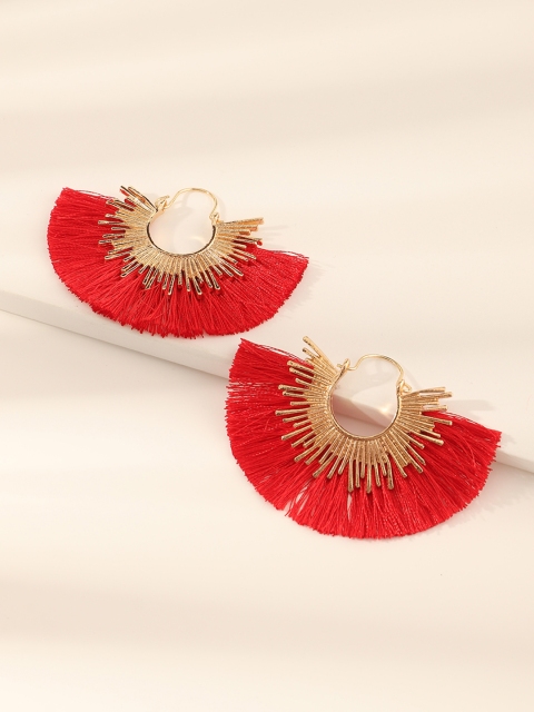 

URBANIC Red & Gold-Toned Tasselled Crescent Shaped Hoop Earrings