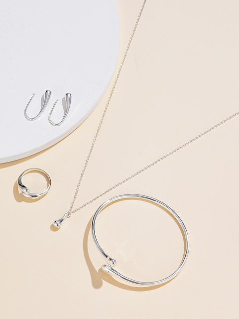 

URBANIC Silver-Toned Jewellery Set