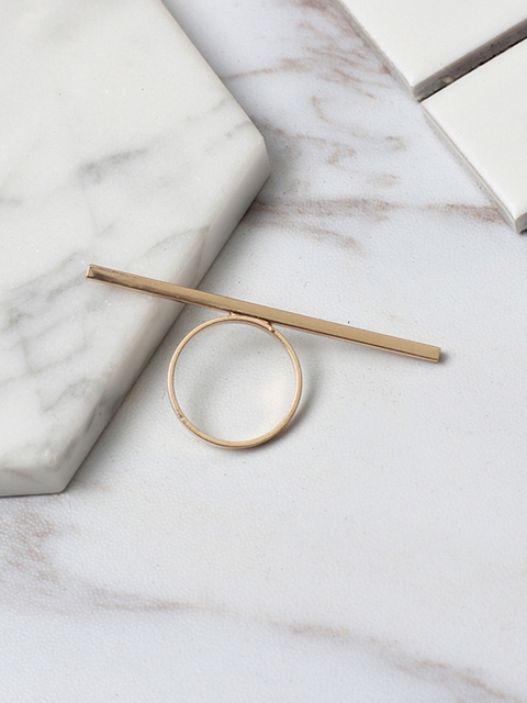 

URBANIC Women Gold-Toned Statement Ring